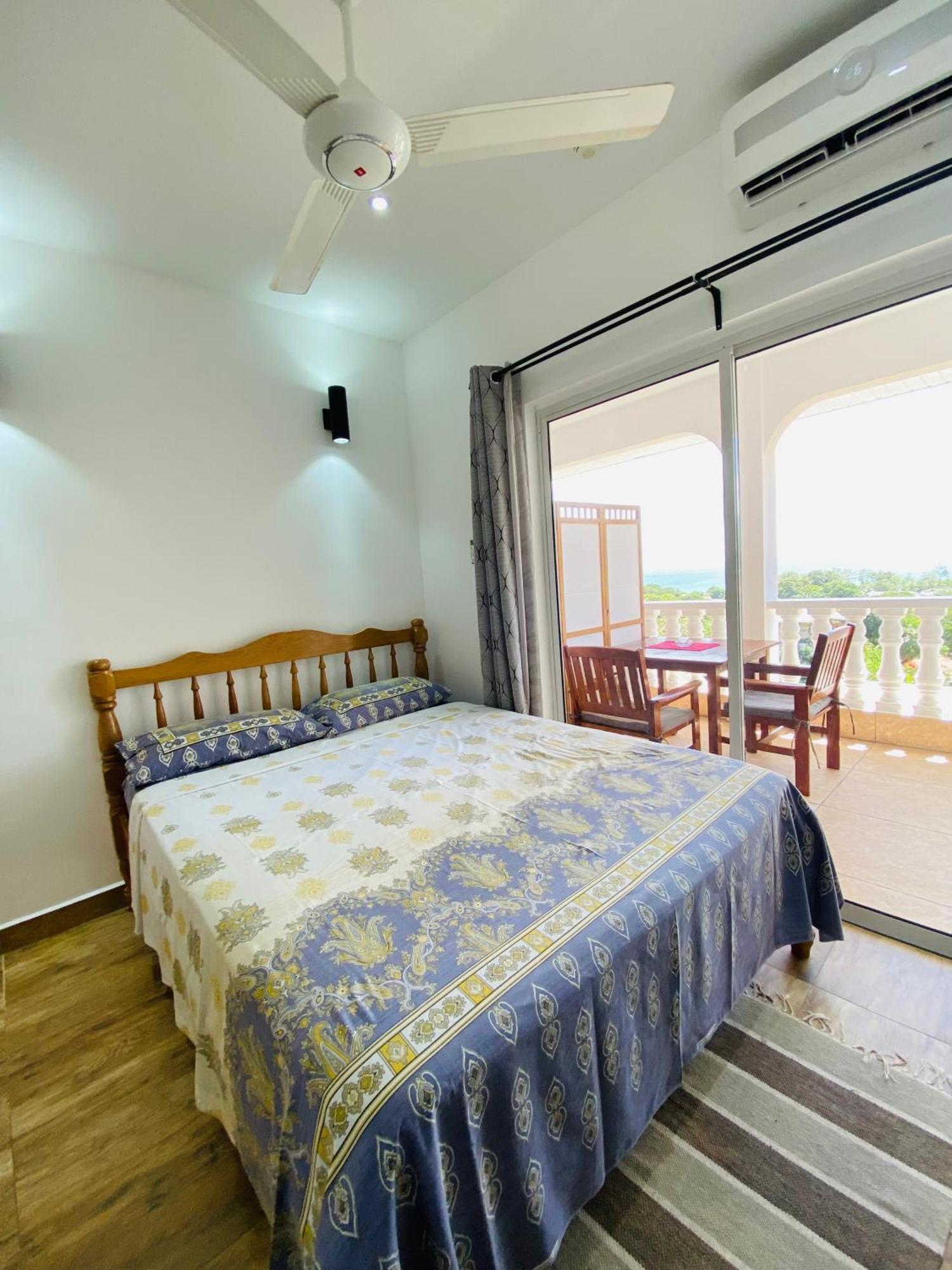Oceanic View Apartments Beau Vallon  Exterior foto